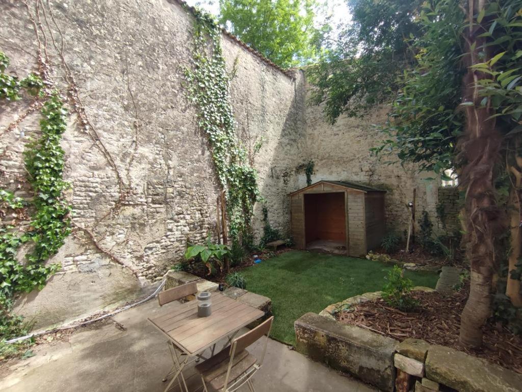 L'Escale Niortaise - Centre-Ville - 10Mn Gare - Wifi - Netflix Εξωτερικό φωτογραφία