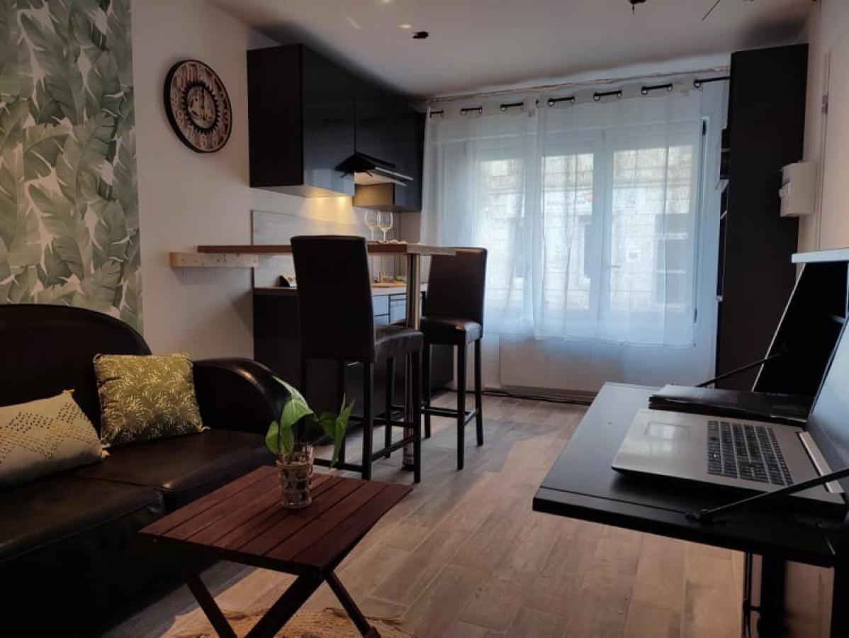 L'Escale Niortaise - Centre-Ville - 10Mn Gare - Wifi - Netflix Εξωτερικό φωτογραφία