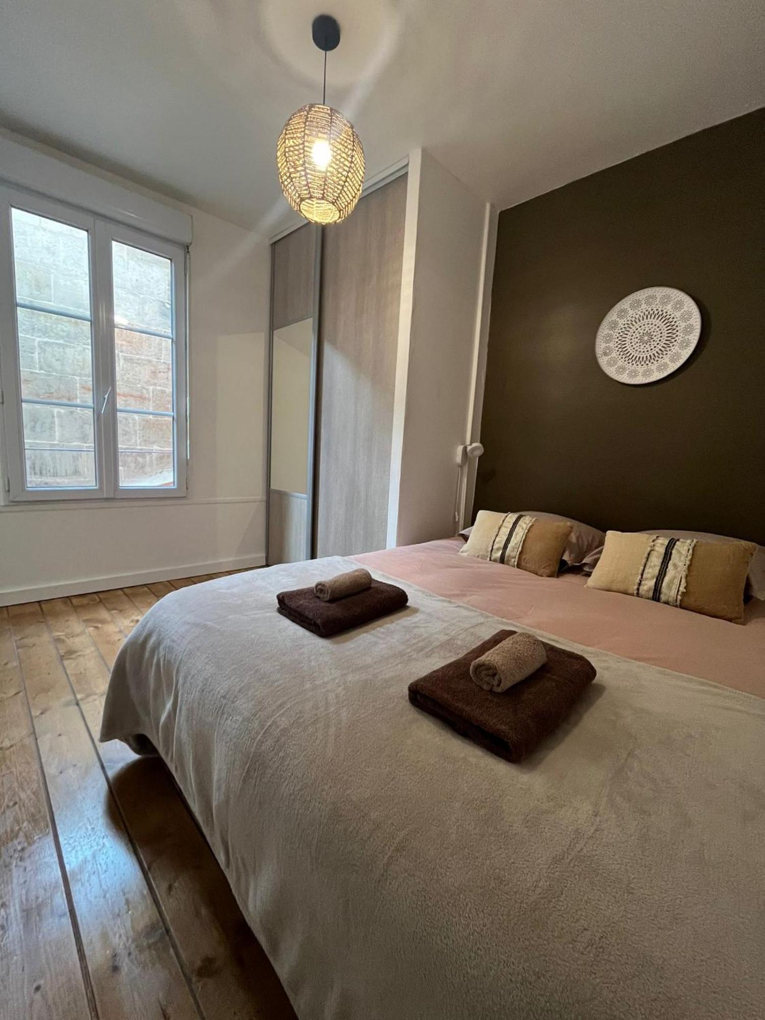 L'Escale Niortaise - Centre-Ville - 10Mn Gare - Wifi - Netflix Εξωτερικό φωτογραφία