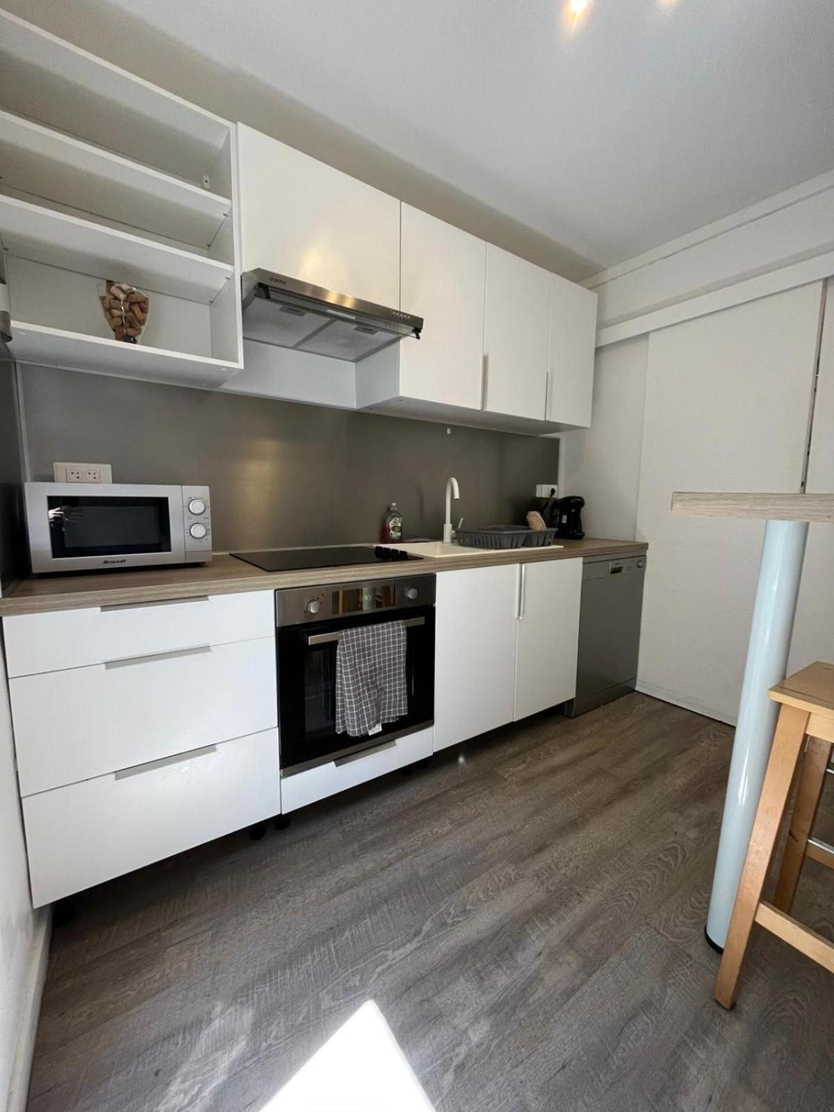 L'Escale Niortaise - Centre-Ville - 10Mn Gare - Wifi - Netflix Εξωτερικό φωτογραφία