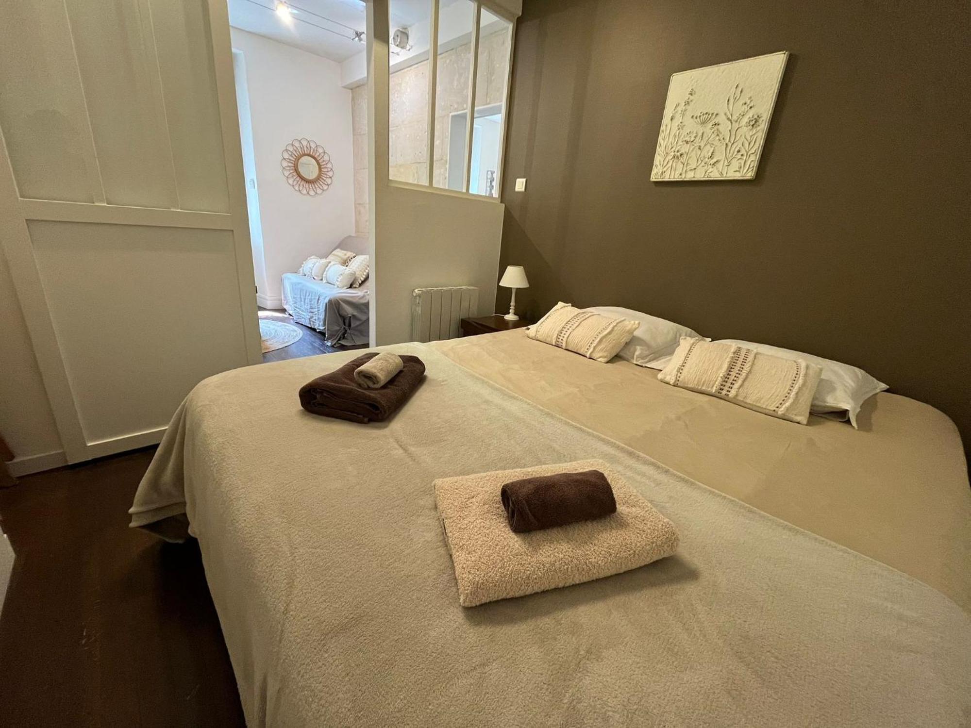 L'Escale Niortaise - Centre-Ville - 10Mn Gare - Wifi - Netflix Εξωτερικό φωτογραφία